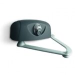 Irreversibile 230Vac, completo di braccio snodato anticesoiamento, zincato e verniciato, con finecorsa in apertura e chiusura