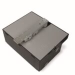 Cassa di fondazione in cataforesi, con finecorsa meccanico in apertura