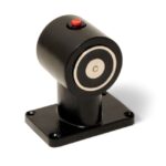 Inim - Elettromagneti di trattenuta per porte tagliafuoco, fissaggio a pavimento, con pulsante di sblocco. Colonna
in alluminio verniciato di colore nero, fornito senza contro piastra (da ordinare separatamente).