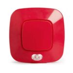 Segnalatore acustico autoindirizzato rosso. 240 indirizzi completo di isolatore. Installazione a parete. 14 toni e 16 messaggi vocali selezionabili (tramite EDVR2000 o centrali serie PREVIDIA).  101dB(A)@1m (dipendente dal tono selezionato). Uso esterno (IP65)Certificazione CPR EN54pt3 IMQ.