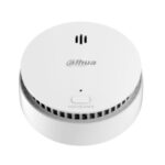 Rilevatore Di Fumo Wireless Da Interno, Sensore Fotoelettrico, Indicatore LED Luminoso, Allarme Fumo, Guasto, Segnalazione Batteria Scarica (volume 85~90 Db(a) A 3 M), Area Copertura 20~40 M2, Tasto Test/silenzioso, Comunicazione Bidirezionale, Frequenza Portante 868~868.3 Mhz, Crittografia Aes128, Salto Di Frequenza, 3 Batterie Cr123a (durata 3 Anni), Certificazione En 14604:2005, Ac:2008