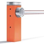 Irreversibile 230 Vac, motore 24 Vdc, con piastra di fondazione, per aste da 4 o 5 m, con contenitore in acciaio inox. Ad uso intensivo