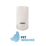 Inim QDTP200H-A - Rivelatore combinato infrarosso passivo e a microonde (banda X) da interno. PIR duale digitale. Immune ad animali fino a 25 Kg circa. Copertura 15m.  Angolo di rivelamento 90°. Analisi digitale dei segnali. Conteggio degli impulsi. Compensazione della temperatura. Antiaccecamento. 3 LED edi segnalazione escludibili. Protezione antiapertura e antistrappo. Predisposizione resistenze di fine linea. Funzione AND/OR. Funzione “Smart-OR”. Certificazione EN50131 Grado 2.