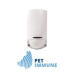 Inim QDTP200H3-A - Rivelatore combinato infrarosso passivo e a microonde (banda X) da interno. PIR duale digitale.Copertura 15m.  Angolo di rivelamento 90° Analisi digitale dei segnali. Conteggio degli impulsi. Compensazione della temperatura. Antiaccecamento. Antimascheramento microonda. 3 LED di segnalazione escludibili. Protezione antiapertura e antistrappo. Funzione AND/OR. Funzione “Smart-OR”.Rilevazioni escludibili. Sensibilità sensori regolabili ed indipendenti. Autotest. Controllo LED da remoto. Certificazione EN50131 grado 3.