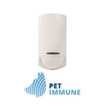 Inim QDTP200HM-A - Rivelatore combinato infrarosso passivo e a microonde (banda X) da interno. PIR duale digitale. Immune ad animali fino a 25 Kg circa. Copertura 15m.  Angolo di rivelamento 90° Analisi digitale dei segnali. Conteggio degli impulsi. Compensazione della temperatura. Antiaccecamento. Antimascheramento microonda. 3 LED di segnalazione escludibili. Protezione antiapertura e antistrappo. Funzione AND/OR. Funzione “Smart-OR”. Rilevazioni escludibili. Sensibilità sensori regolabili ed indipendenti. Certificazione EN50131 Grado 2.