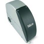 Irreversibile 24 Vdc, con encoder magnetico, senza necessità di regolazione del finecorsa, veloce, da 10 mq fino a 2 5mq