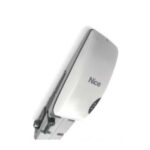 Irreversibile, 24 Vdc, con centrale incorporata, luce di cortesia a LED, encoder assoluto e tecnologia BlueBUS