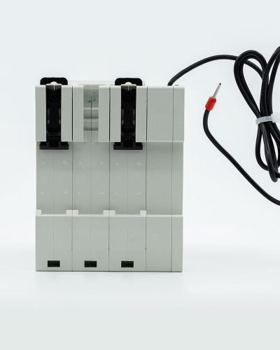 shelly-PRO_3_CB_C40_back.jpg